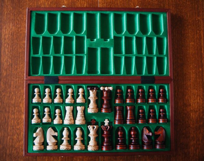 Přemýšlíte už o dárcích?🎁 Šachy jsou velmi vhodným dárkem a jako společenská hra by neměly chybět v žádné domácnosti....